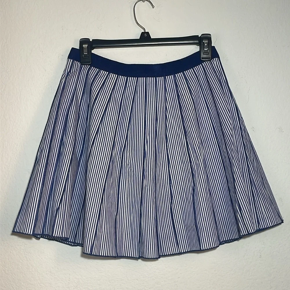 NWT Vineyard Vines Poplin Stripe Pleated A-Line Stripe Skirt Size 0 Blue White